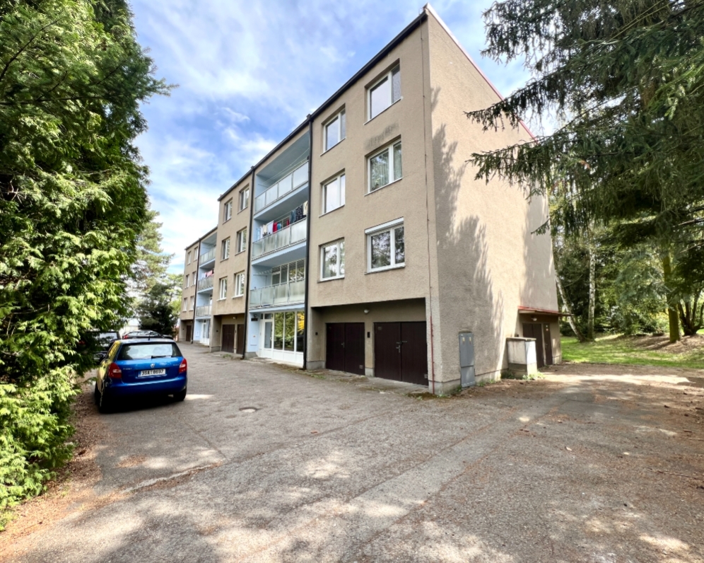 Prodej bytu 3+1, Černošice, Vrážská 1007 - PRODÁNO